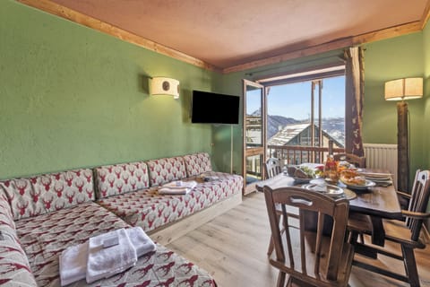 Living and dining room