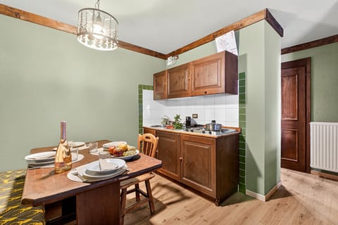 Kitchen and dining area