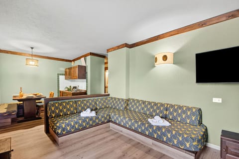 Living and dining room