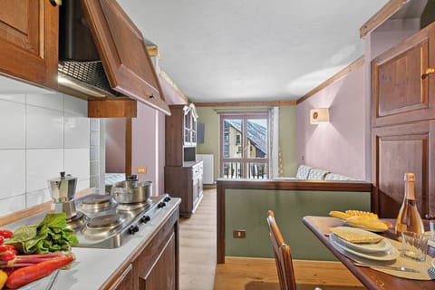 Kitchen and dining area
