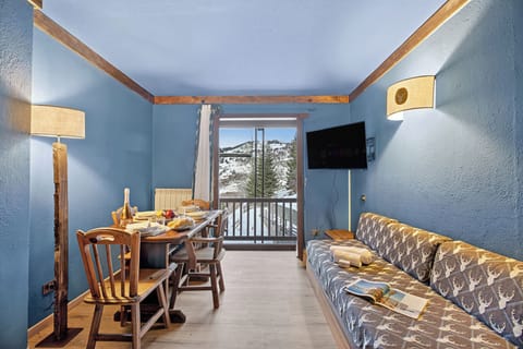 Living and dining room