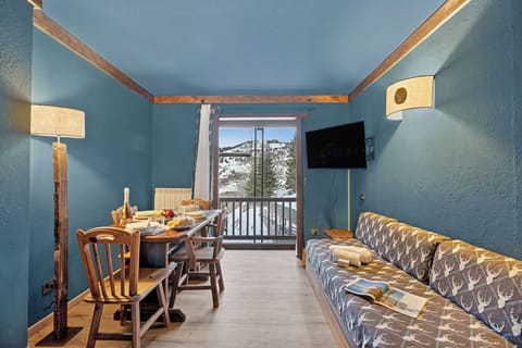 Living and dining room