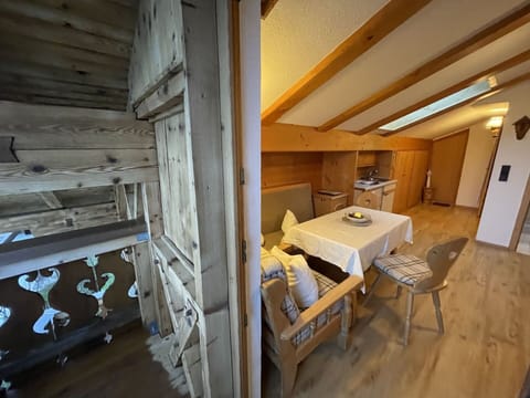 Building, Wood, House, Architecture, Table, Interior Design, Flooring, Floor, Wall, Hardwood