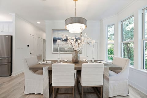 Room for six at the dining table