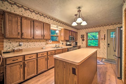 Kitchen | Cooking Basics Supplied