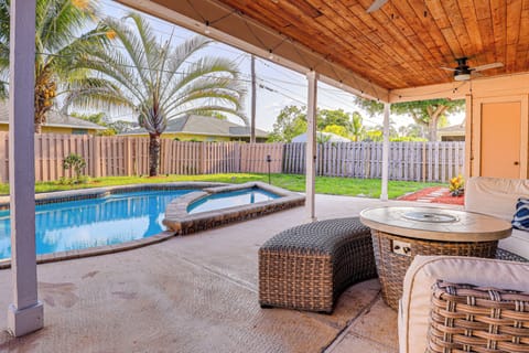 Stuart Vacation Rental | 3BR | 3BA | 1,528 Sq Ft | Steps Required to Access