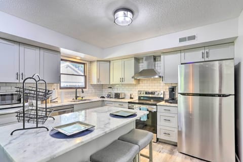 Kitchen | Dishwasher | Blender | Toaster | Ice Maker