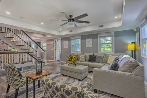 South Fallsburg Vacation Rental | 4BR | 4BA | 2,000 Sq Ft | Steps Required