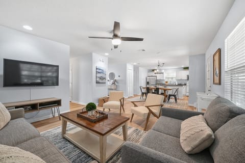 Living room includes 50" smart TV 