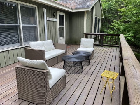 Front deck