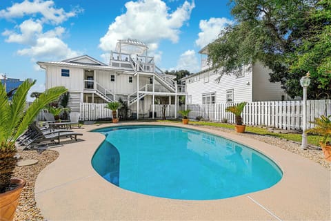 Black Jack Bungalow Pool
