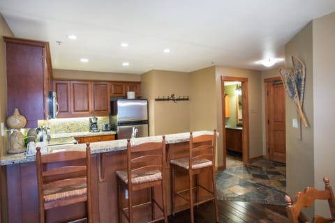 Flooring, Floor, Hardwood, Kitchen Island, Indoors