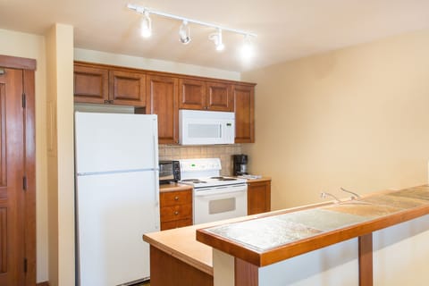 Refrigerator, Room, Indoors, Flooring, Hardwood