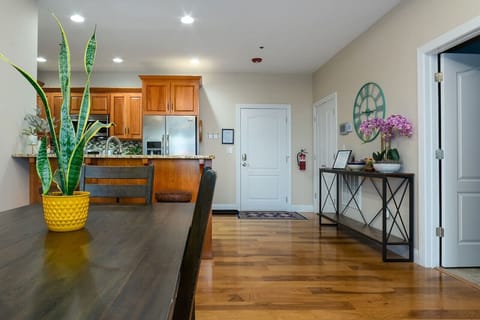 Inviting Dining Area – Bright, Cozy, and Perfect for Every Meal
