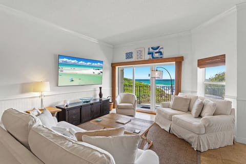 Legacy 102 Living Room