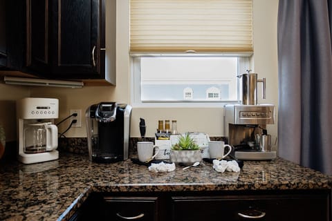 With a well-equipped coffee bar, guests can enjoy their coffee just the way they like it, with plenty of options available for brewing, including a drip coffee maker, French press, and more.
