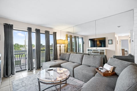 Endless Summer Rental A33