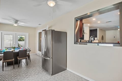 Stock up with ease! Enjoy a second fridge/freezer for all your groceries, drinks, and vacation treats.