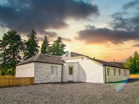 Exterior | Easter Caiplich - Dalnagar Castle And Cottages, Glenshee, Cairngorms