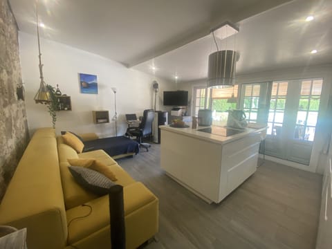 cuisine principal moderne et equipé, REFÚGIO  POOL HOUSE 