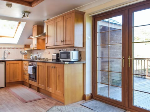 Kitchen | The Weavers Loft, Capel Dewi