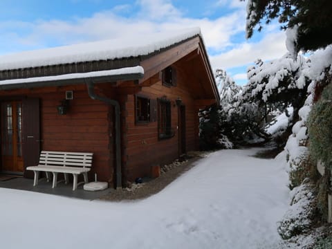 Sky, Cloud, Building, Property, Snow, Window, House, Wood, Cottage, Tree