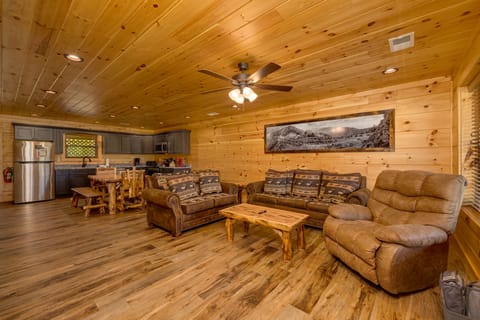 Open concept living/dining/ kitchen and main floor area