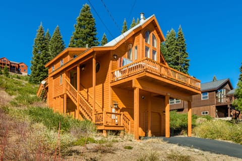 Tahoe Alpenglow Properties - SierraScape
