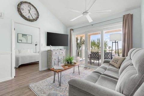 Captivating ocean views!  Sliding doors lead out to the deck from the main living area.