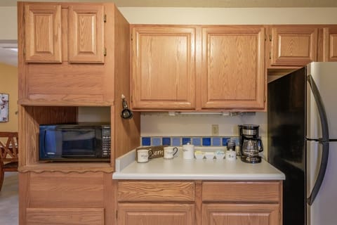 Coffee beans and tea are provided