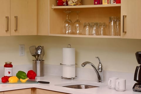 Kitchen. Exact unit will be assigned upon arrival. Views, colors, and decor may vary.