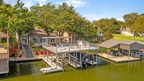 Waterfront Lake LBJ Home