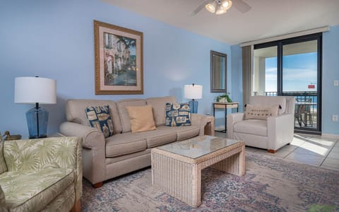Phoenix VI 6407, Orange Beach, Alabama, beach front, 1 bedroom condominium on the 4th floor