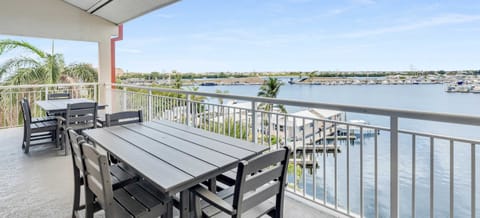 Polywood Dining with water views