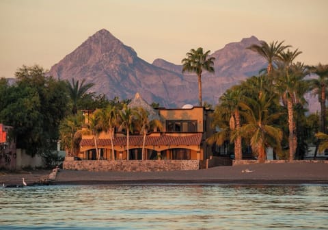 Your beachfront Shangri-La in Loreto!