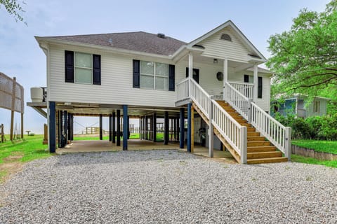Foley Vacation Rental | 2BR | 2BA | Stairs Required | 1,350 Sq Ft