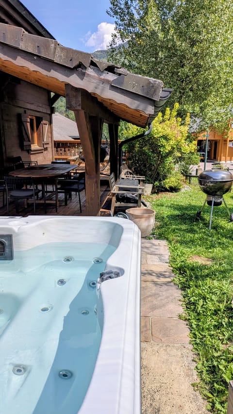 Terrace & Jacuzzi