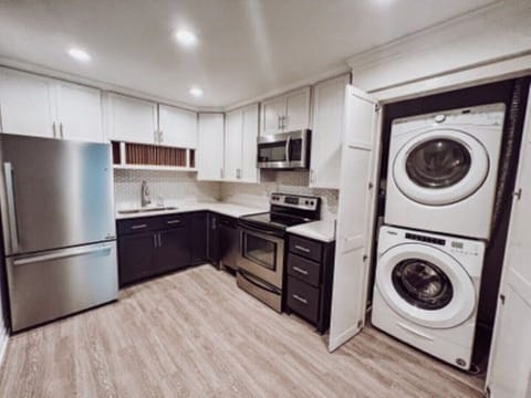 Want to go home with clean clothes?