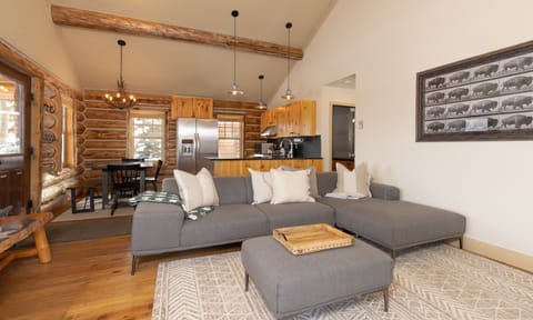 CH 11 Bandit Way Living, 2