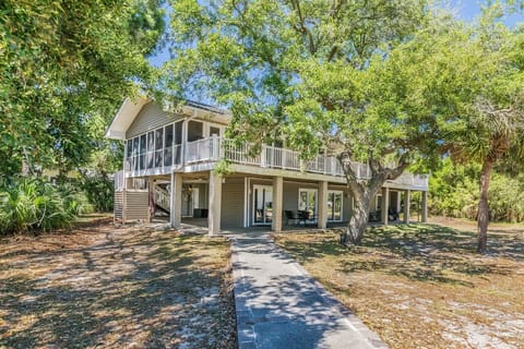 707 Bluefish Road