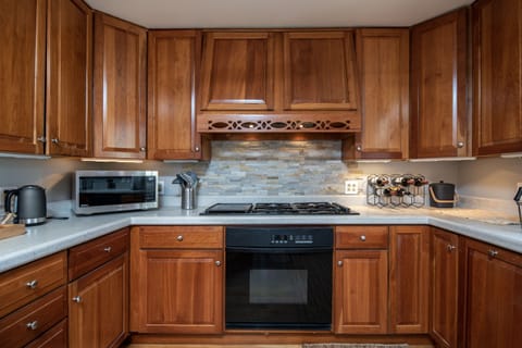 Fully equipped kitchen