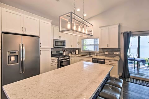 Kitchen | Refrigerator | Blender | Coffee Maker | Stove/Oven | Dishwasher