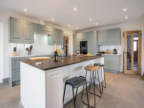 Kitchen | Dau Ddeg, New Quay