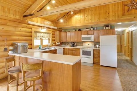 Kitchen | Cooking Bascis | Drip Coffee Maker