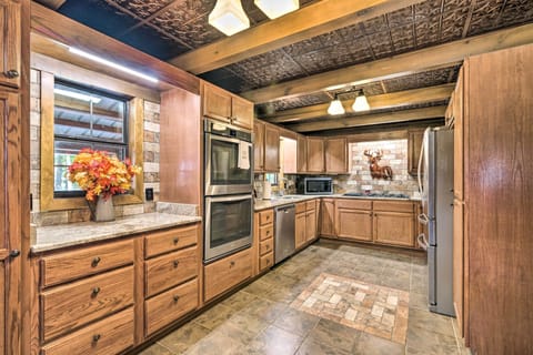 Kitchen | Cooking Basics | Crockpot | Toaster | Blender