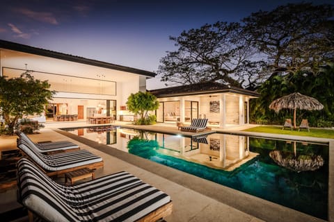 Villa Noches - Twilight