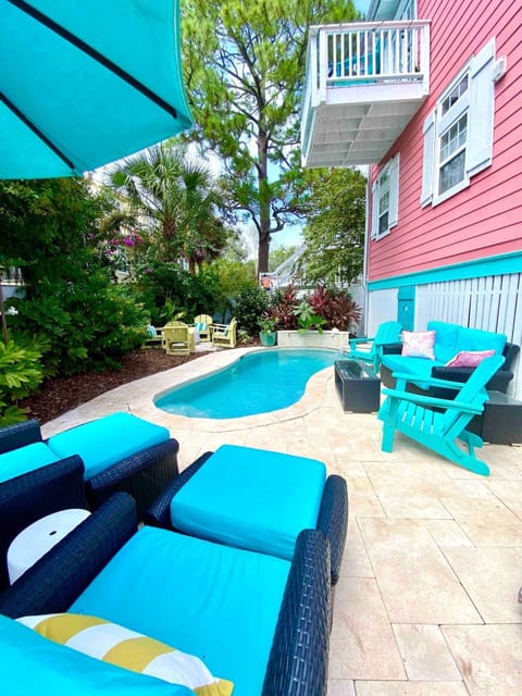 The private pool is available from 9 AM-1 PM daily during your stay.