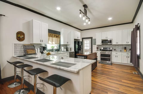 Kitchen | Cooking Basics | Dishwasher | Keurig Coffee Maker & Pods