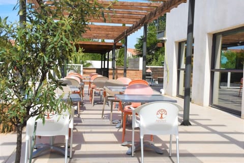 Skip the hassle and eat on-site.