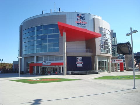 Explore nearby landmarks and big-event venues just minutes away.